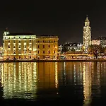 Porta Adriatica 3* スプリト