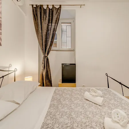 Porta Adriatica Bed and Breakfast Σπλιτ