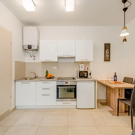 Porta Adriatica 3* Split