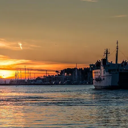 Porta Adriatica Bed and Breakfast 3*