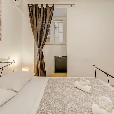 Porta Adriatica فندق مبيت وإفطار 3*